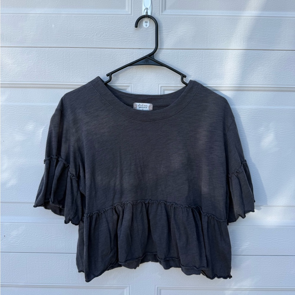 Women's Ruffled Gray Cropped Top🩶